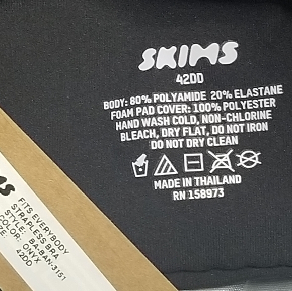 SKIMS FITS EVERYBODY Strapless Bra Onyx Black 42D NWT - Picture 6 of 6